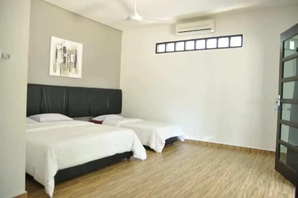 Bayu Melawi Chalet - photo 2