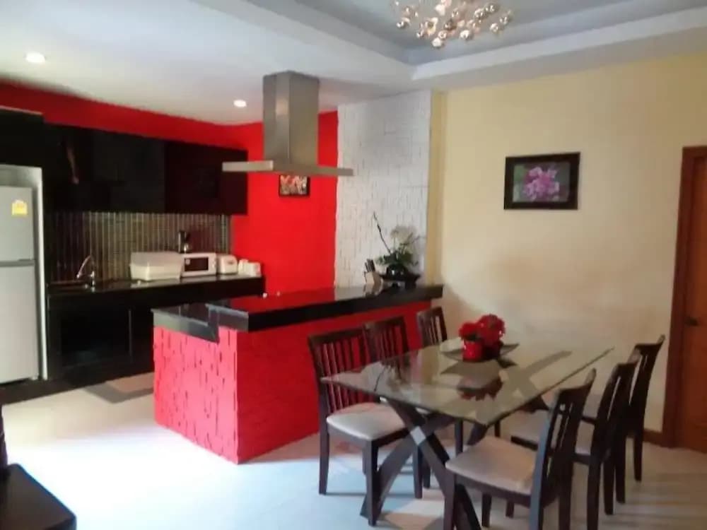 4 Bedroom Private Pool Bungalow Walking Street 15 Min Ride Away - photo 21