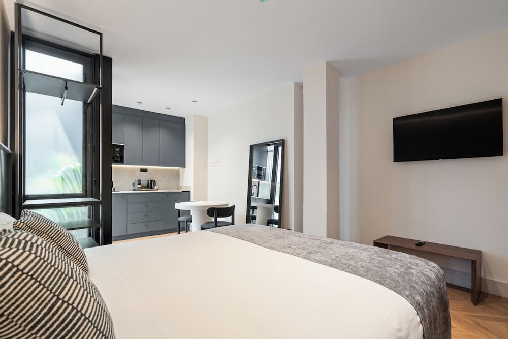 Pacifico Suites near Retiro - photo 4