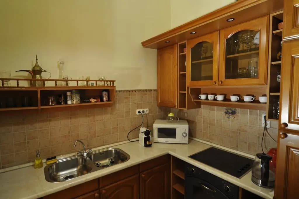 Charming Art Deco Flat - photo 7