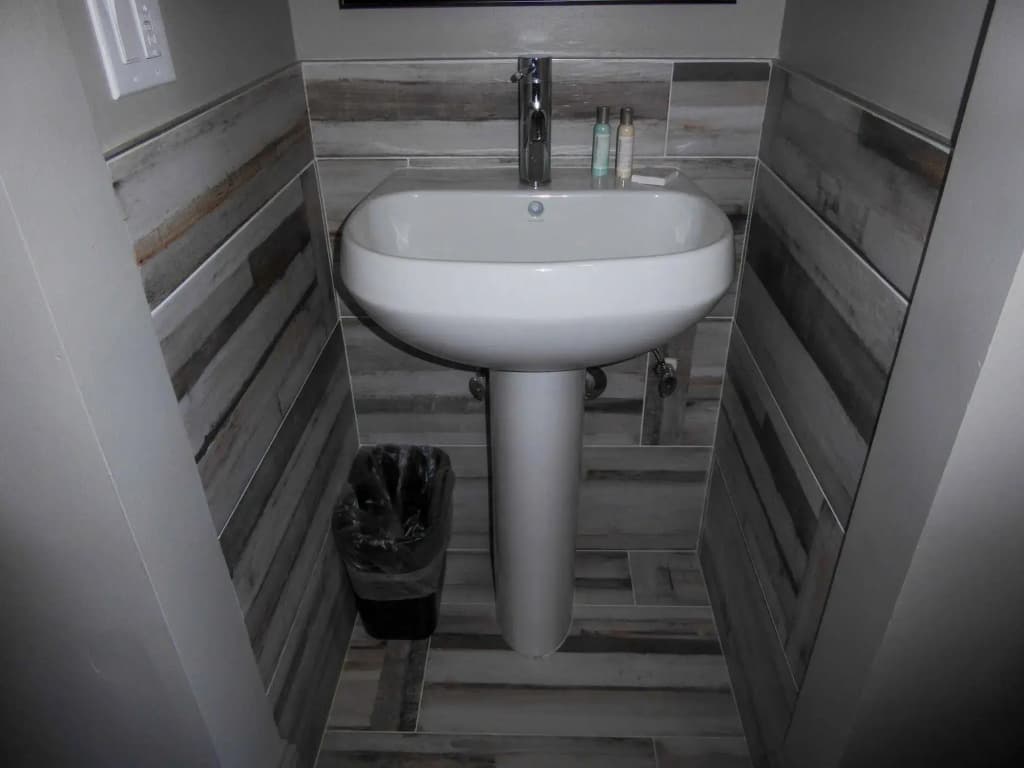 Ram's Hotel - photo 9