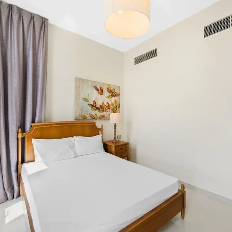 Modern 3BR townhouse in Damac Hills 2 - photo 24