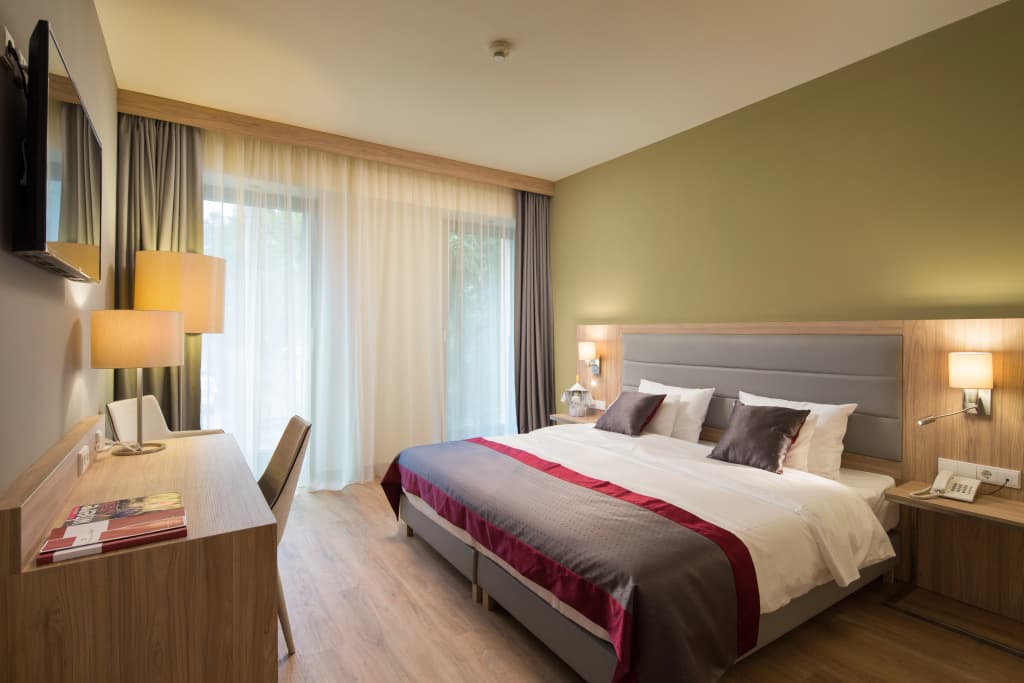 Di Verdi Imperial Hotel - photo 3