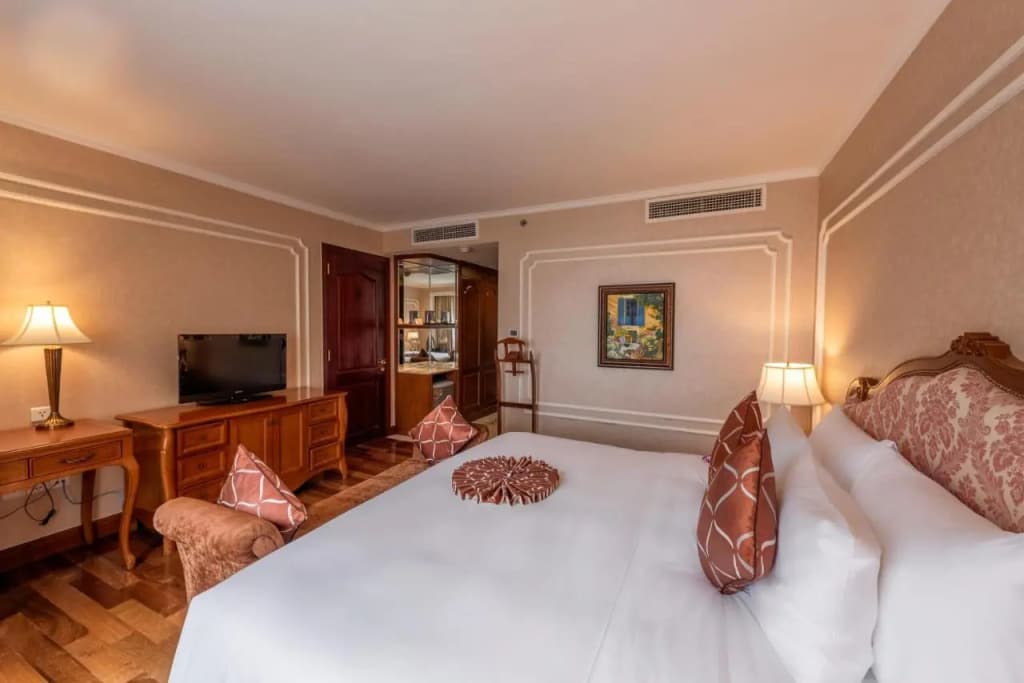 Hotel Grand Saigon - photo 42