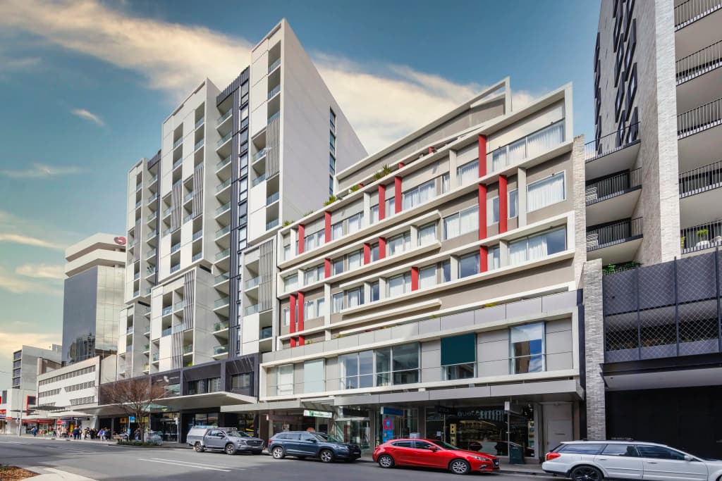 Holiday Inn & Suites Sydney Bondi Junction by IHG - photo 1
