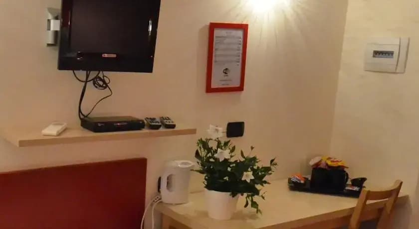 Quo Vadis Guest House - photo 2