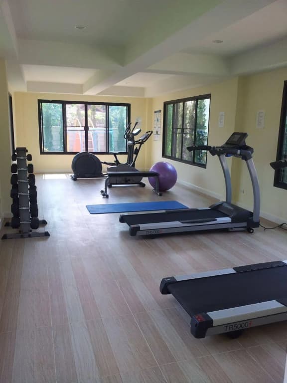 Cy Condo - photo 16