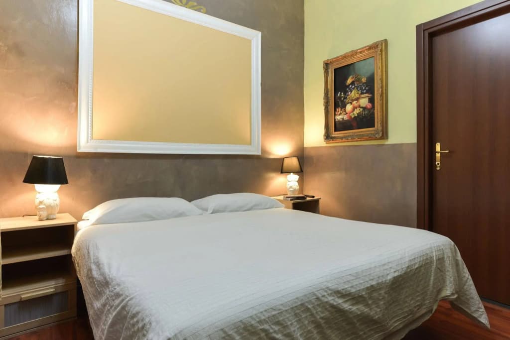 Napoleon Guesthouse - photo 3