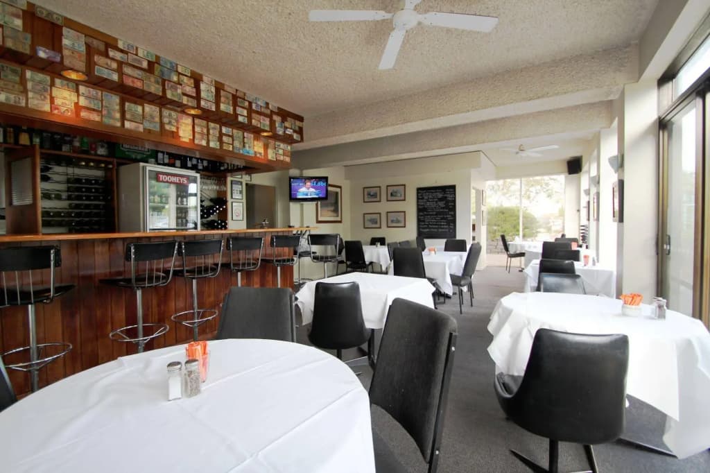 Beaumaris Bay Motel - photo 23
