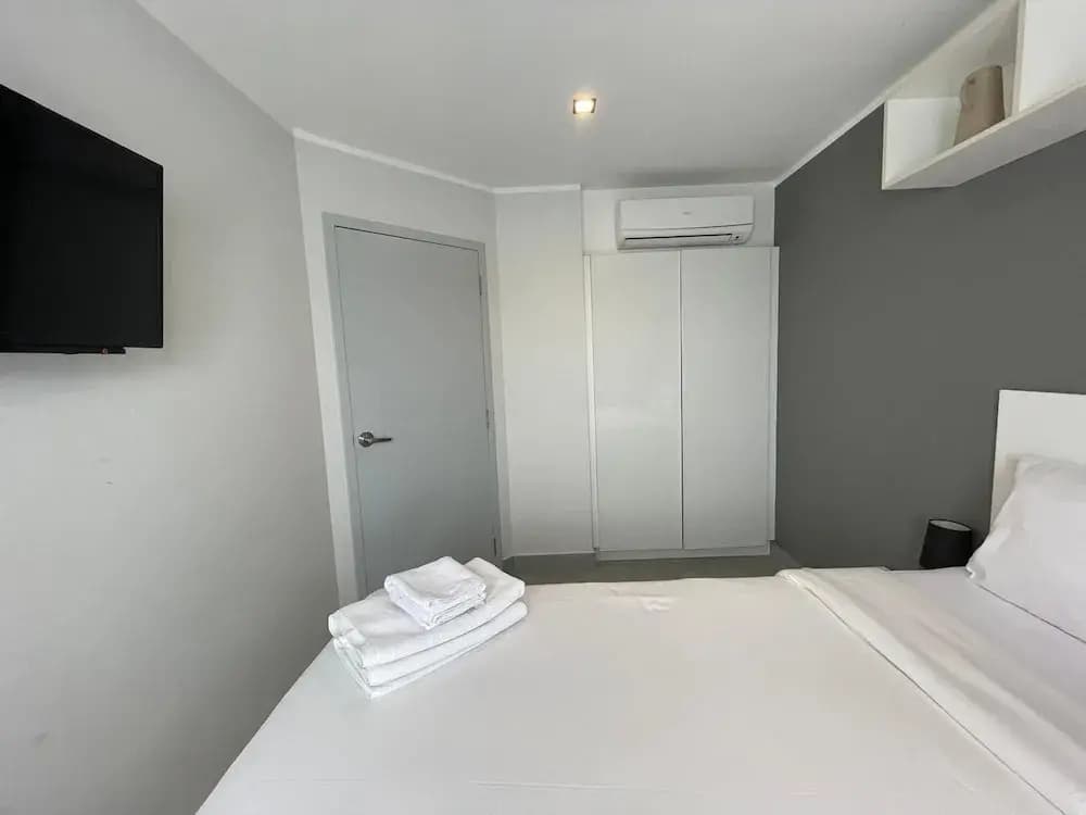 Rego 2 Bedroom Apartment - photo 2