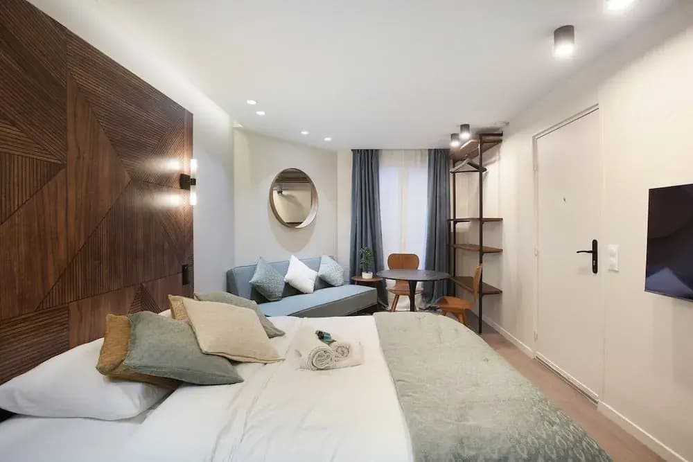 Modern Suite Center of Paris Montmartre - photo 6