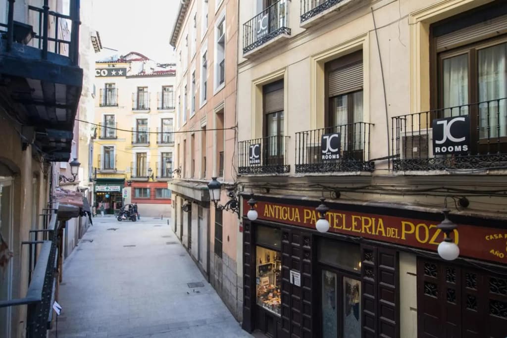 Welcome Puerta del Sol - photo 1