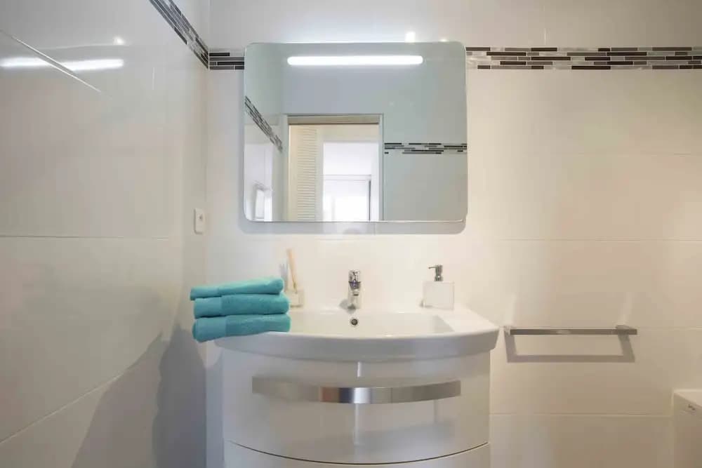 Apartment With one Bedroom in Paris, With Wonderful City View and Wifi - photo 9