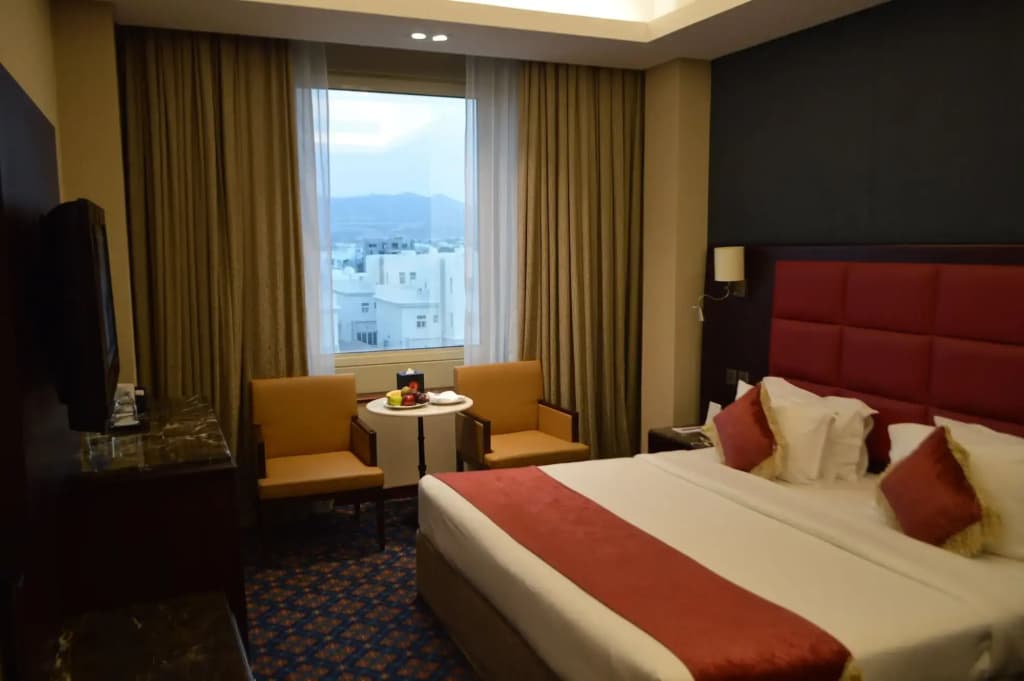 Ramee Guestline Hotel Qurum - photo 6