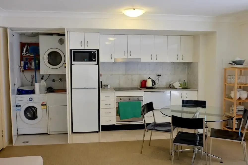Spacious Studio by the Beach in Manly - photo 11