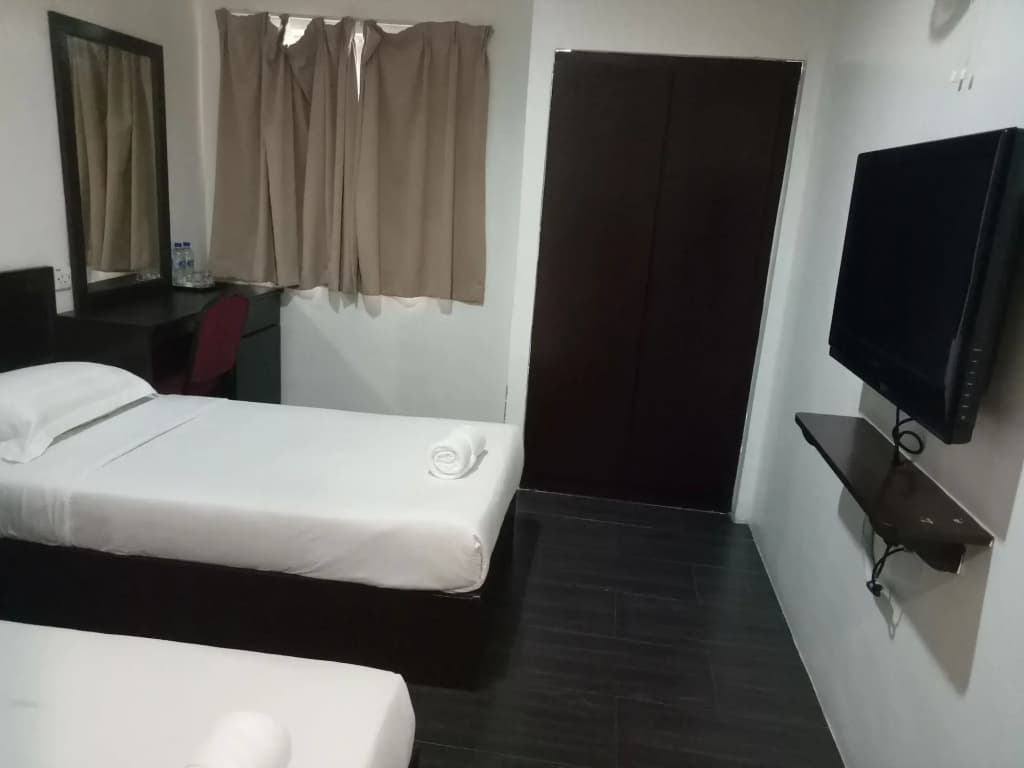 Hotel Sri Bernam - photo 22