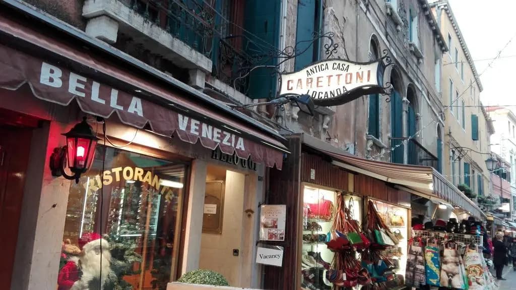 Antica Casa Carettoni - photo 1