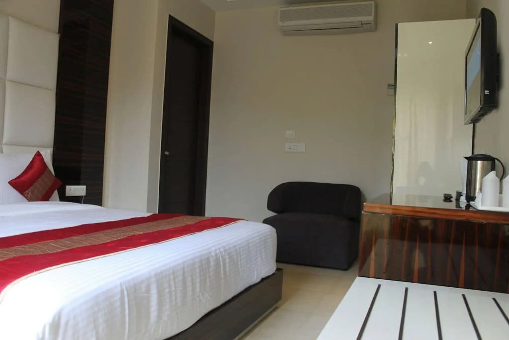 Hotel Gulnar - photo 2