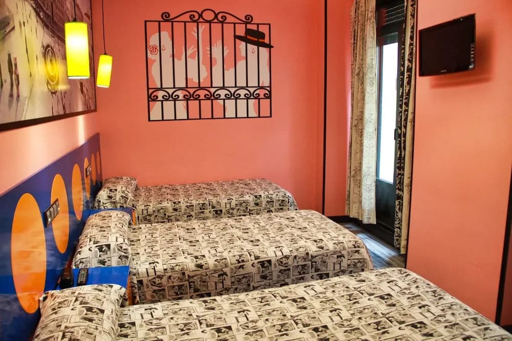 JC Rooms Santa Ana - photo 5