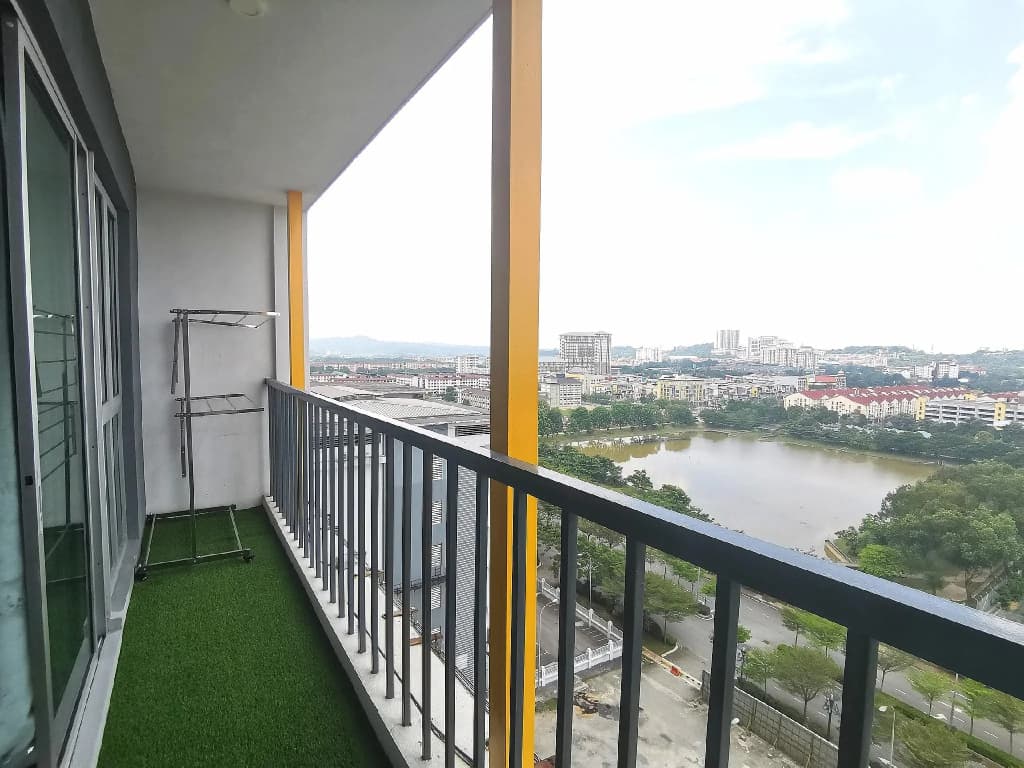 A's House i-City 1-4pax Studio Netflix/Wifi - photo 3