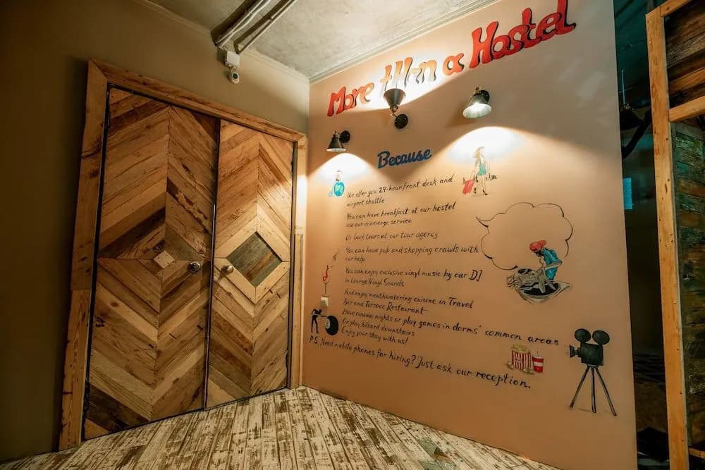 The Bridge Hostel - photo 4