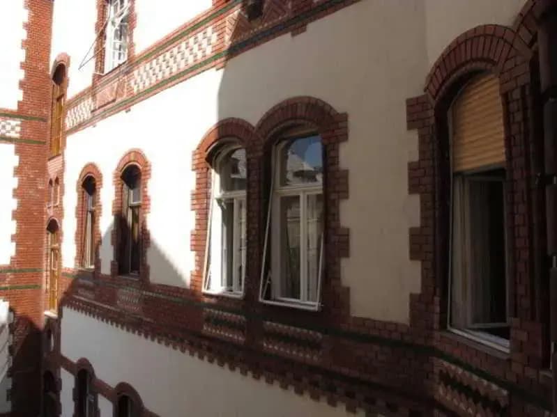 Jimi Hendrix Guesthouse - photo 5
