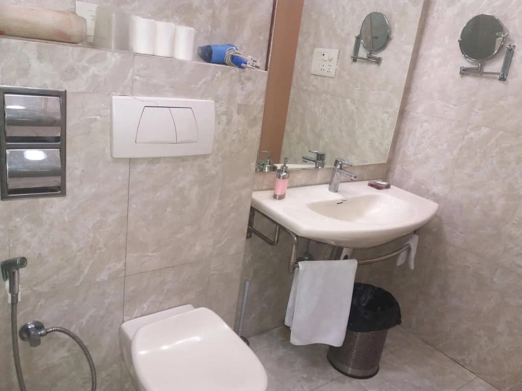 Bajaj Indian Home Stay - photo 8