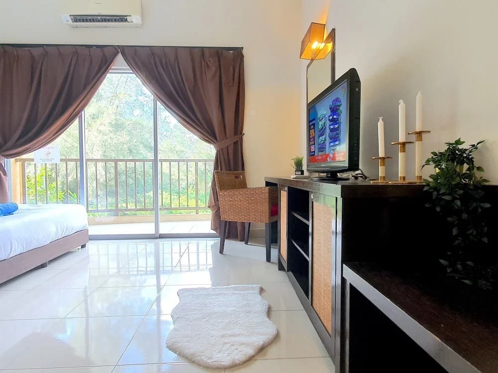Gold Coast Morib Resort 4 Pax By BeeStay C2-4-11 - photo 3