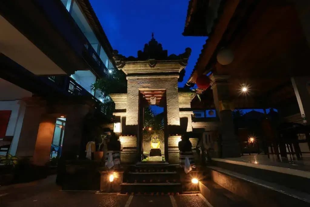 Warsa's Garden Bungalows And Spa - photo 12