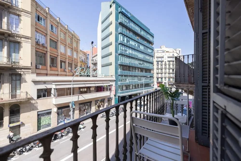 Stay U-nique Apartments Balmes - photo 1