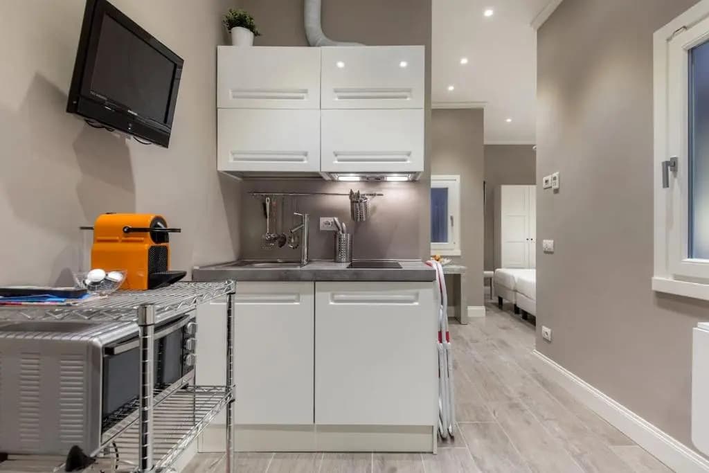 Bell Tower Studio Apartment - photo 12