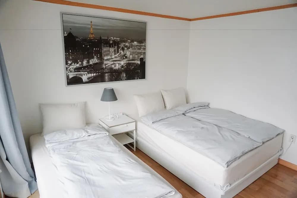 Hongdae One House Quad Room - photo 7