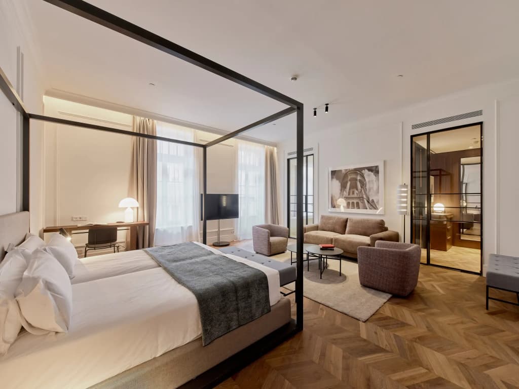 Kozmo Hotel Suites & Spa - Small Luxury Hotels of the World - photo 5