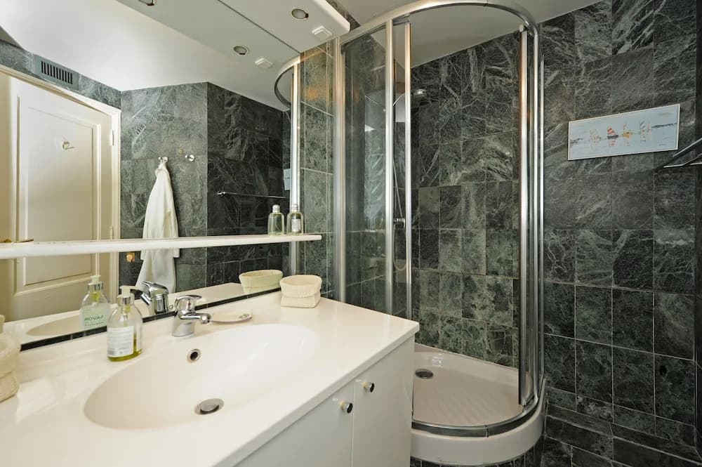 Studio Splendid Five Stars Holiday House - photo 9