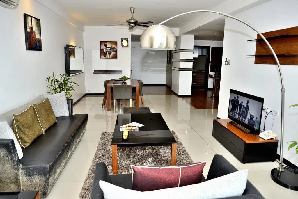 Likas Square Condotel - photo 10