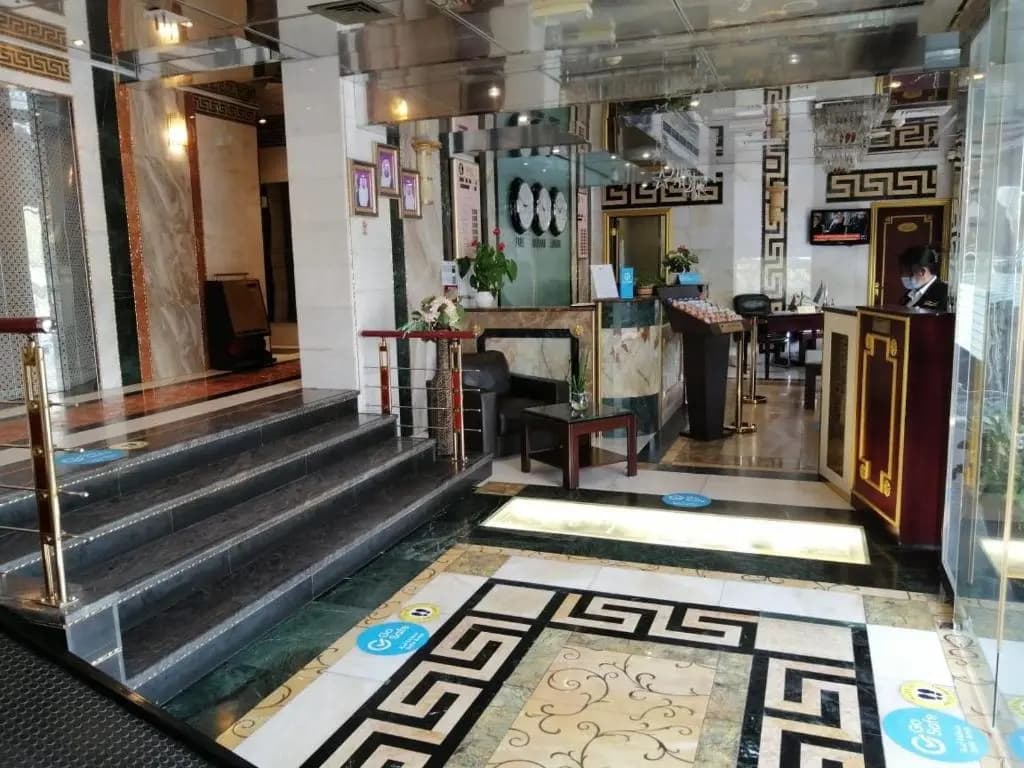 AG Hotel - photo 2