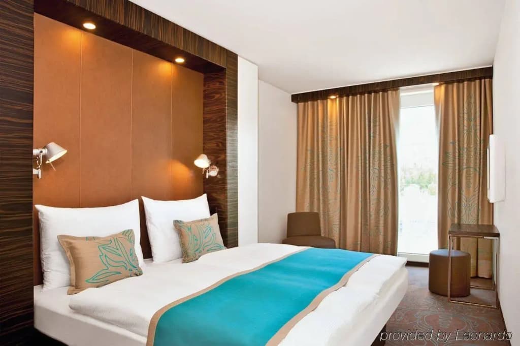 Motel One Berlin-Spittelmarkt - photo 3