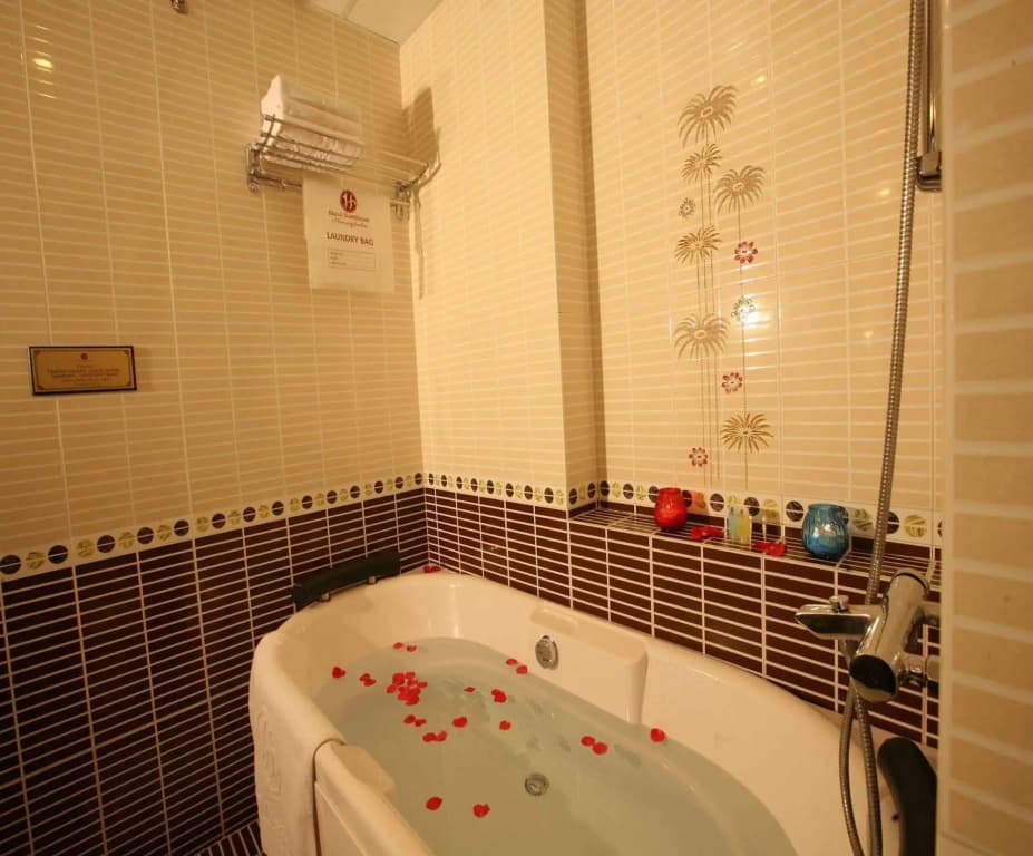 Hanoi House Hotel & Travel - photo 9