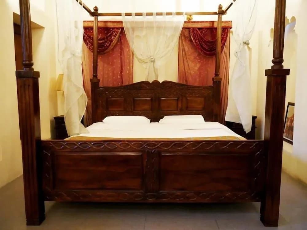 Heritage Home - photo 3