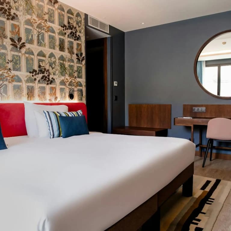 Motel One Madrid-Plaza de España - photo 48