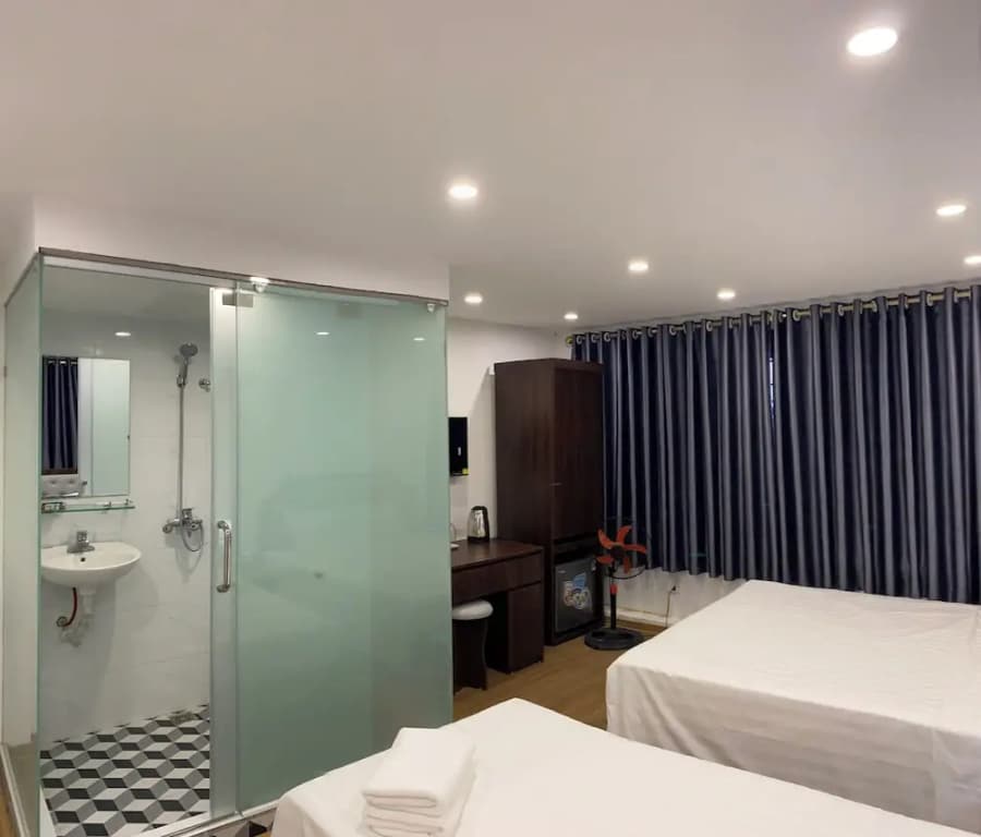 Hanoi Little Hotel - photo 16
