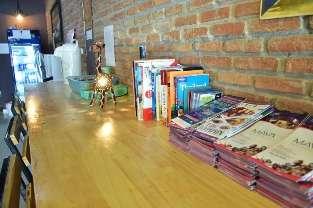 Buc's Hostel - photo 7