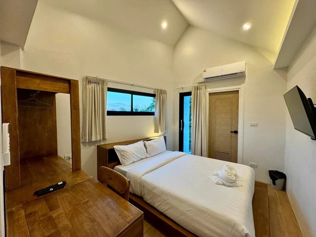 Tanwa Hotel - photo 14