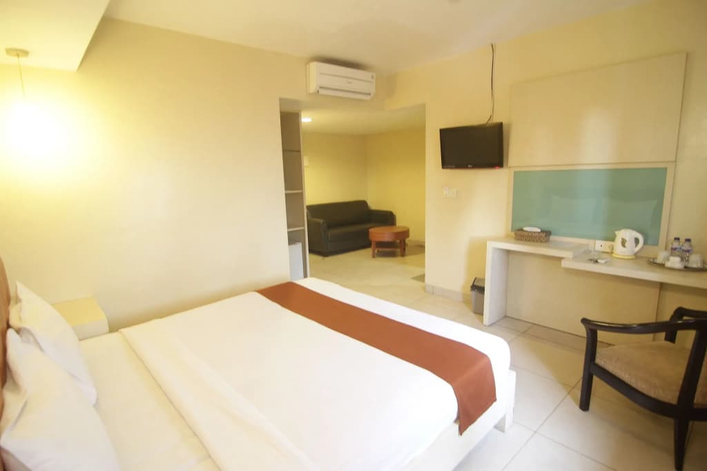 Rota Hotel - photo 3