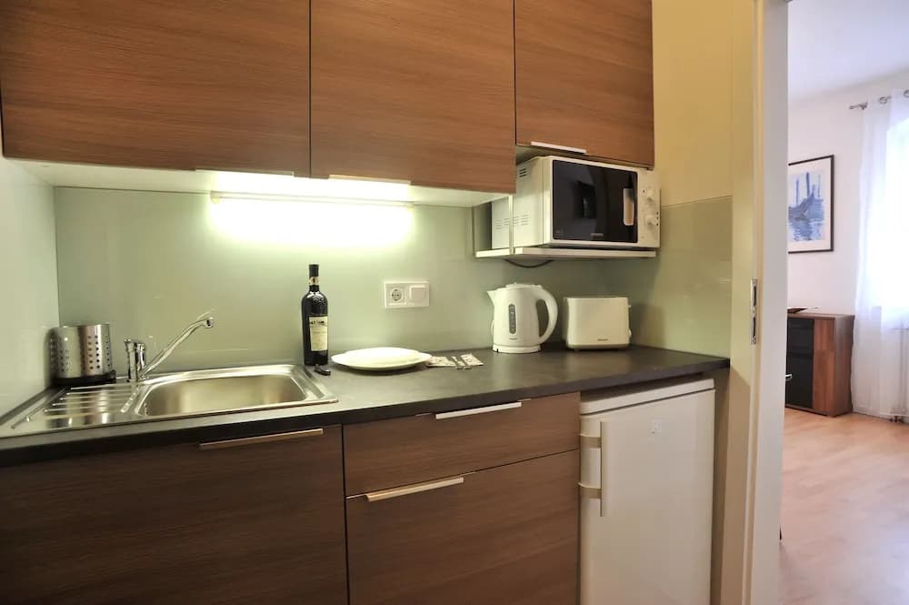 Hillside Premium Apartments - photo 25