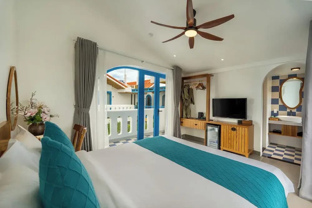 The Linh Coastline Villa - photo 10