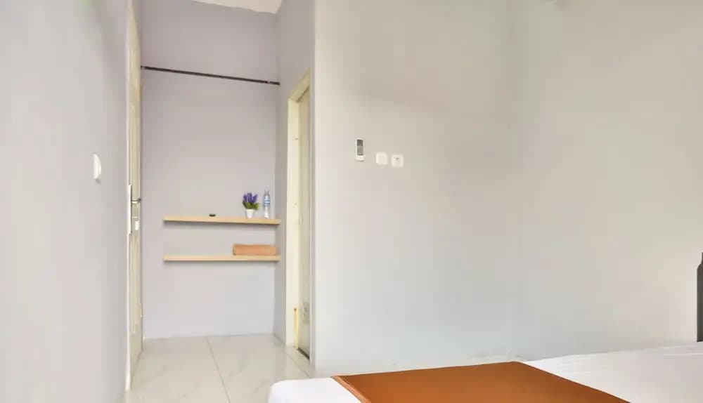 ZEN Rooms Basic near Kota Kasablanka - photo 5