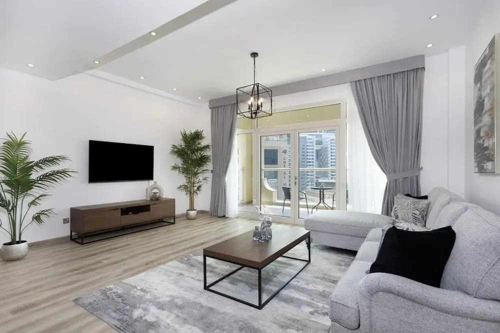 Luxe 1BR w Palm Skyline View Easy Mall Access - photo 15