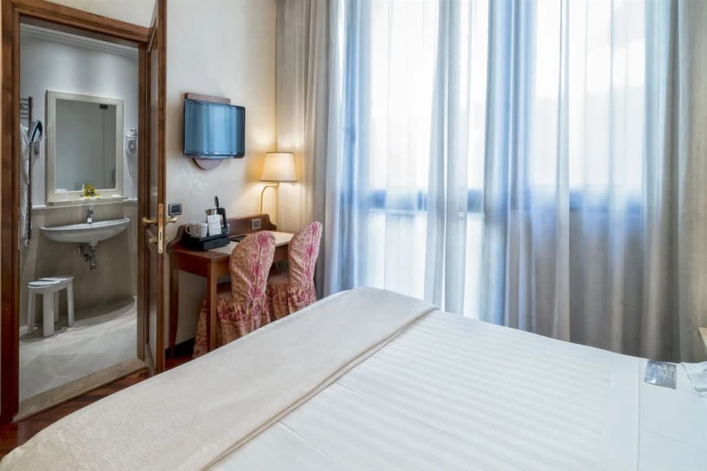 B&B Hotel Firenze Pitti Palace al Ponte Vecchio - photo 22