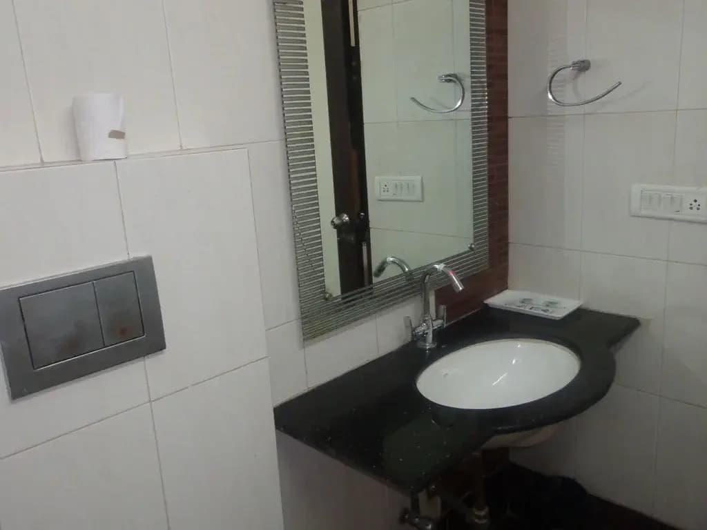 Hotel Cartel Palace - photo 8